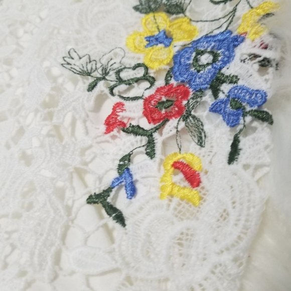 SOULMATES WHITE LACED BOHO SLEEVELESS BLOUSE TOP M - Picture 2 of 6